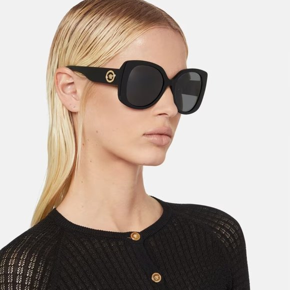 Versace Accessories - ✨ NEW Versace Black Square Sunglasses 🖤